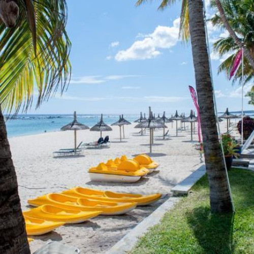 3* Plus Villas Caroline Beach Hotel - Mauritius Package (7 nights)