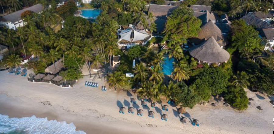 Diamonds Leisure Beach & Golf Resort - Diani Beach Package (6 Nights)