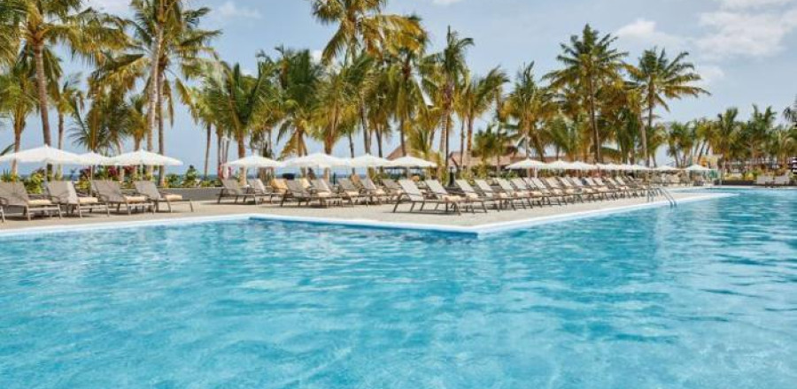 4* Riu Jambo - Zanzibar Family Package (7 Nights)