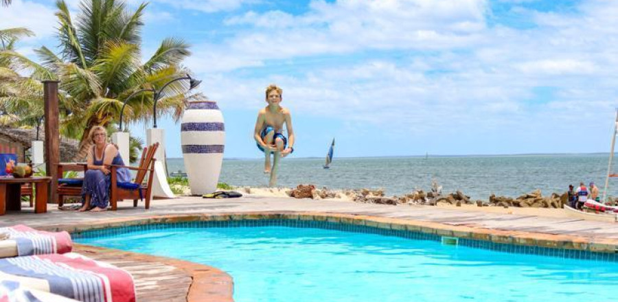 3*Superior Castelo Beach Resort - Mozambique Package (4 Nights)