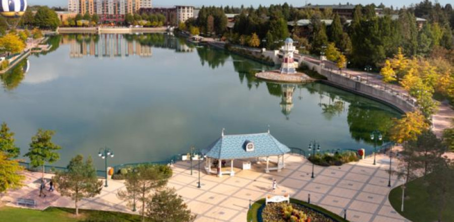 Paris and Disney Newport Bay Club Experience - France Package (4 Nights)