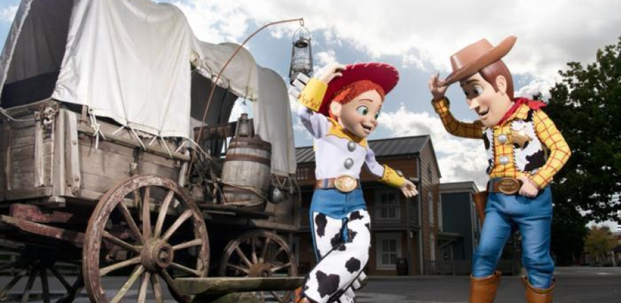 Paris and Disney Hotel Cheyenne Experience - France Package (4 Nights)