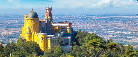 Explore Lisbon: The City of Charm, Culture & Culinary Delights (4 Night Package)