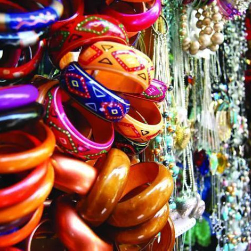 Shop the City of Dreams: 5 Nights Mumbai Shopping Tour - India Package