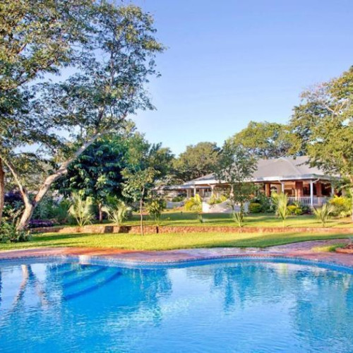 Pioneers Lodge - Victoria Falls Package (3 Nights)