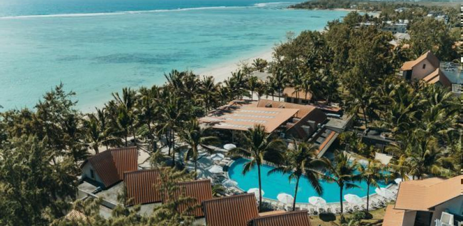 4*Crystals Beach Resort Belle Mare - Mauritius Family Package (7 Nights)
