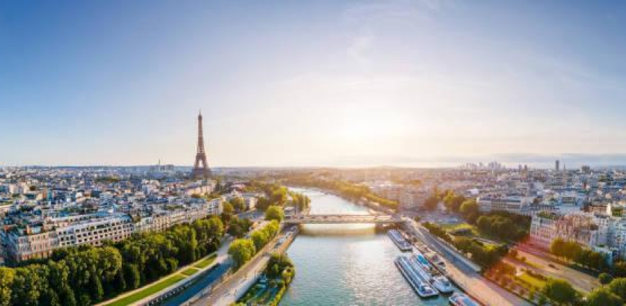 City of Love & Culinary Delights: Paris & Lyon (4 Nights)