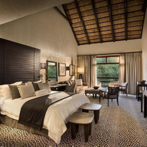 4* Bakubung Bush Lodge - Pilanesburg National Park Package (2 Nights)