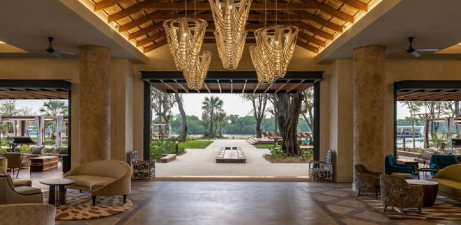 Radisson Blu Mosi-Oa-Tunya Victoria Falls Signature Package (3 Nights)