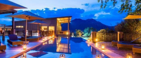 5* aha Shepherds Tree Game Lodge - North West Package (2 Nights)