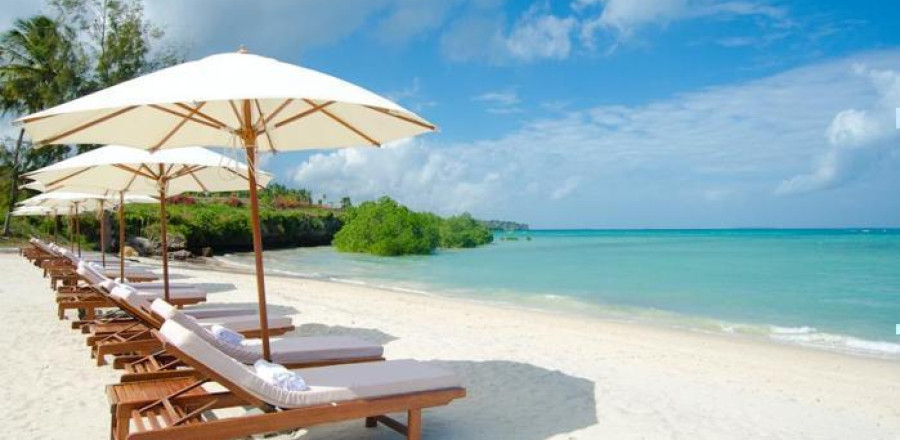 4* Sea Cliff Resort & Spa - Zanzibar Package (7 Nights)