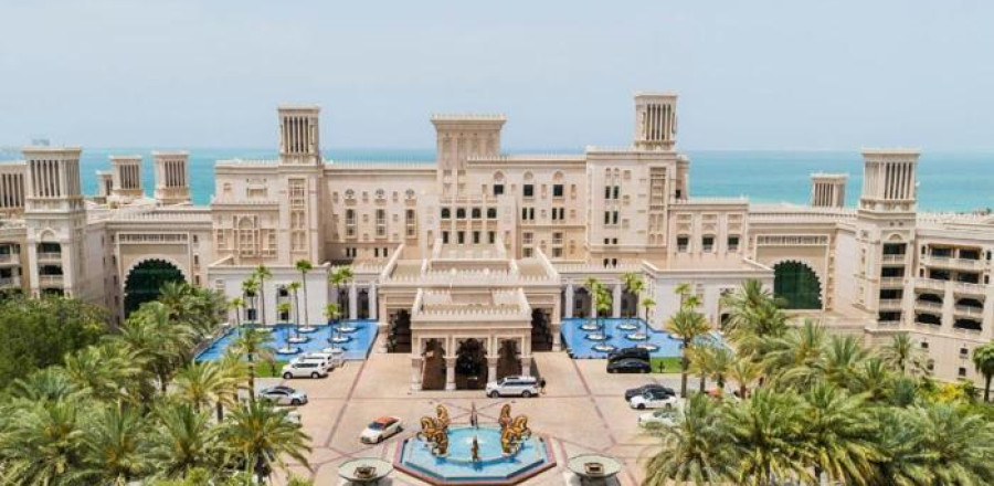 5* Jumeirah Al Qasr Dubai - 5 Nights Where Arabian Luxury Meets the Sea
