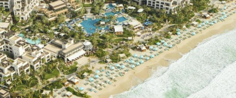 Ocean Views & Opulence: 5-Night Escape at Jumeirah Al Naseem