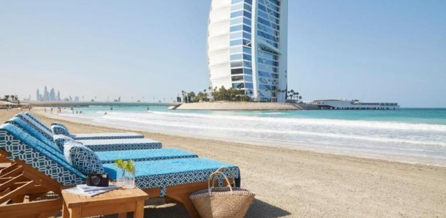 Oceanfront Elegance in Dubai: 5 Nights at the 5* Jumeirah Beach Hotel
