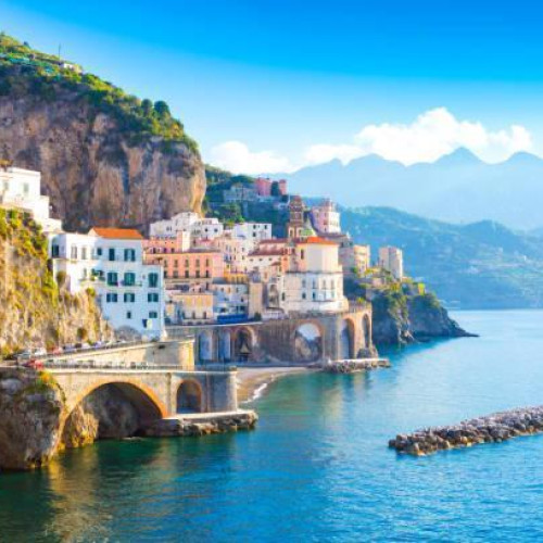 Southern Splendid Italy Tour: 4 Nights of History, Coast & Charm