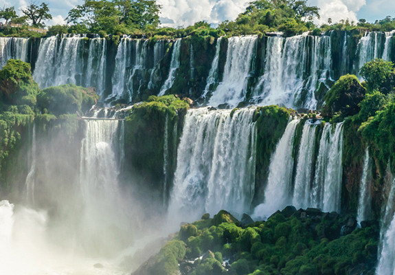 Discover Brazil's Beauty and Vibrant Soul: Iguazu & Rio Experience (8 Nights)