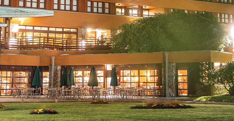 Disney Sequoia Lodge - Disneyland Paris - France Package (3 Nights)