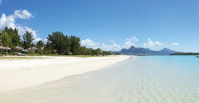 Paradise Beach Luxury Self-Catering (6 Sleeper Apartment) Mauritius 7 Nights
