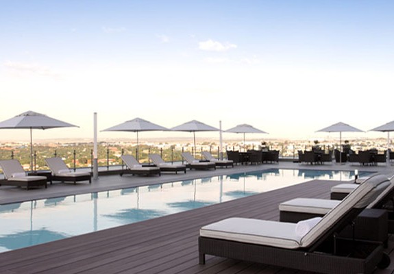 4* Radisson Blu Hotel Sandton Johannesburg Package (2 Nights)