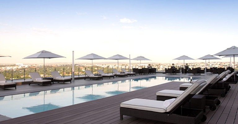 4* Radisson Blu Hotel Sandton Johannesburg Package (2 Nights)