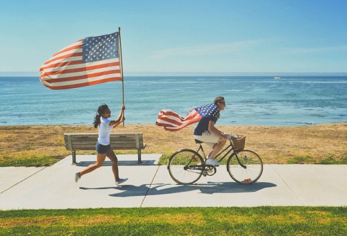 TH 2K banners United States of America