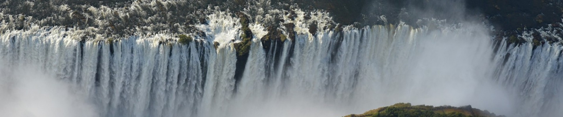 5* Victoria Falls Safari Suites - Victoria Falls Package (3 Nights)