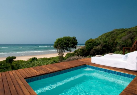 5* White Pearl Resorts - Mozambique Self Drive Package (4 nights)