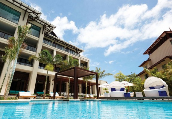 5* Eden Bleu Hotel - Seychelles Package (7Nights)