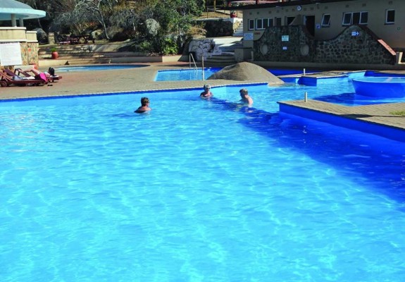 3* Gooderson Natal Spa Hot Springs & Leisure Resort - Paulpietersburg Package (2 nights)