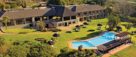 4* Piekenierskloof Mountian Resort- Citursdal - Western Cape Package (2 nights)