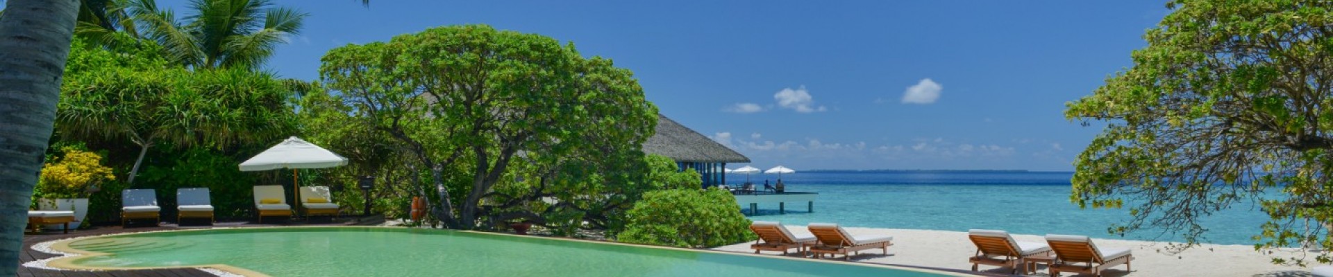 4* Adaaran Select Meedhupparu - Maldives Package (7 Nights)