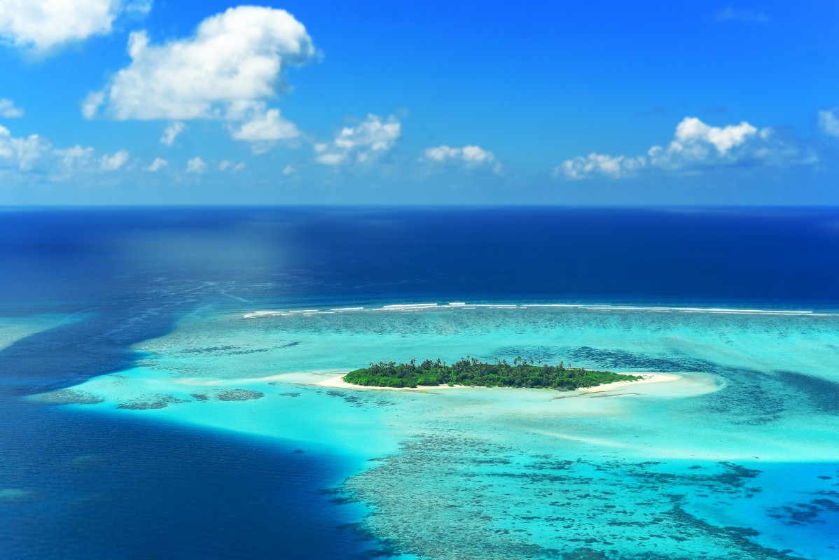 Maldives atoll